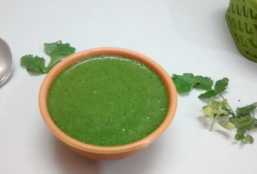 Coriander Chutney (Dhania Chutney)