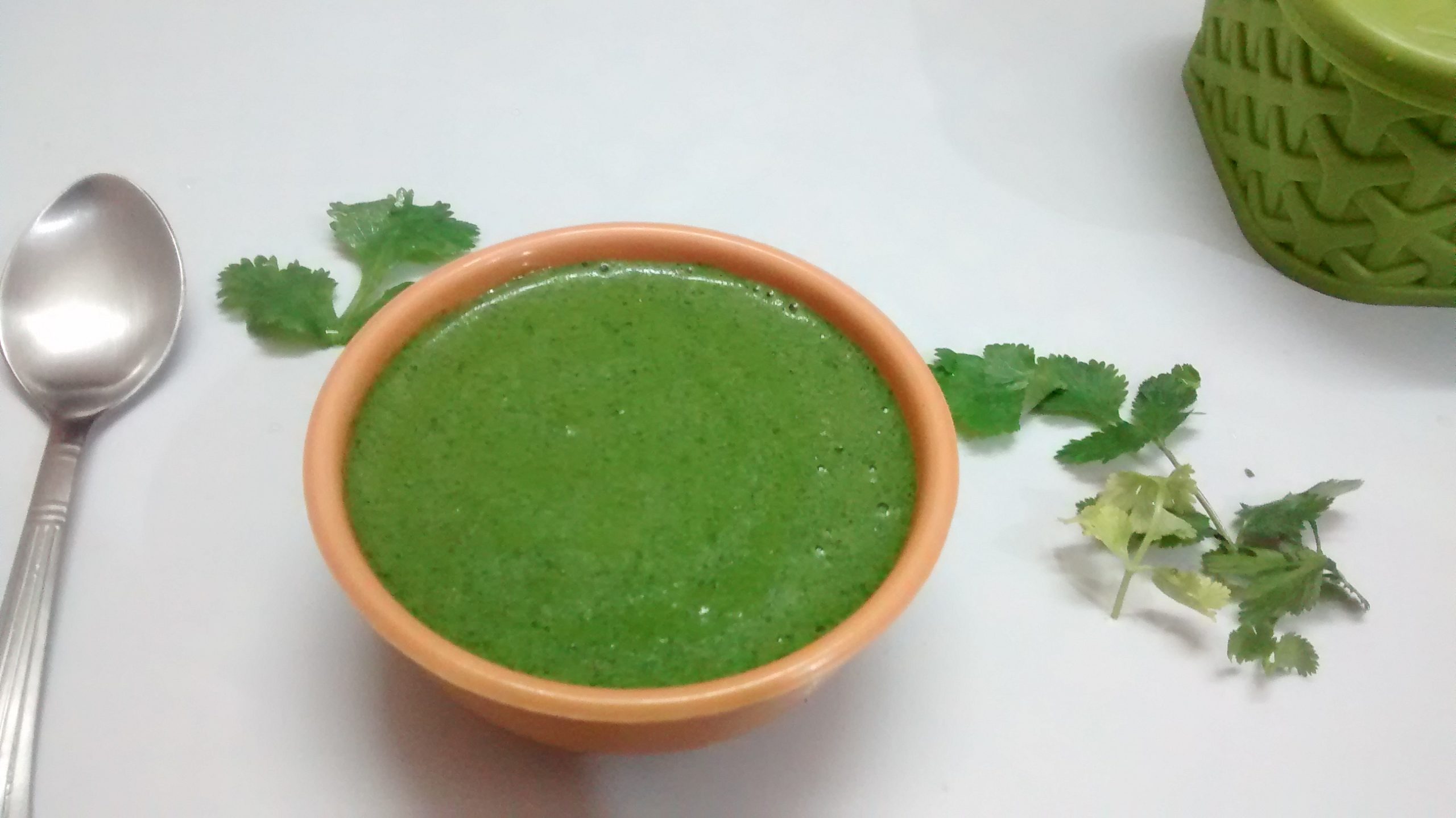 Coriander Chutney (Dhania Chutney)