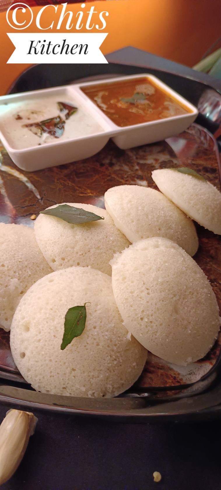 Idli Recipe / South Indian Idli