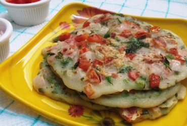 Rava Uttapam/Vegetable Rava Uttapam