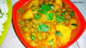 Aloo Matar Gravy/Punjabi Aloo Matar Curry