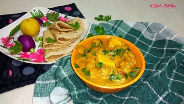 Aloo Soyabean Curry/Soya Chunks Potato Curry