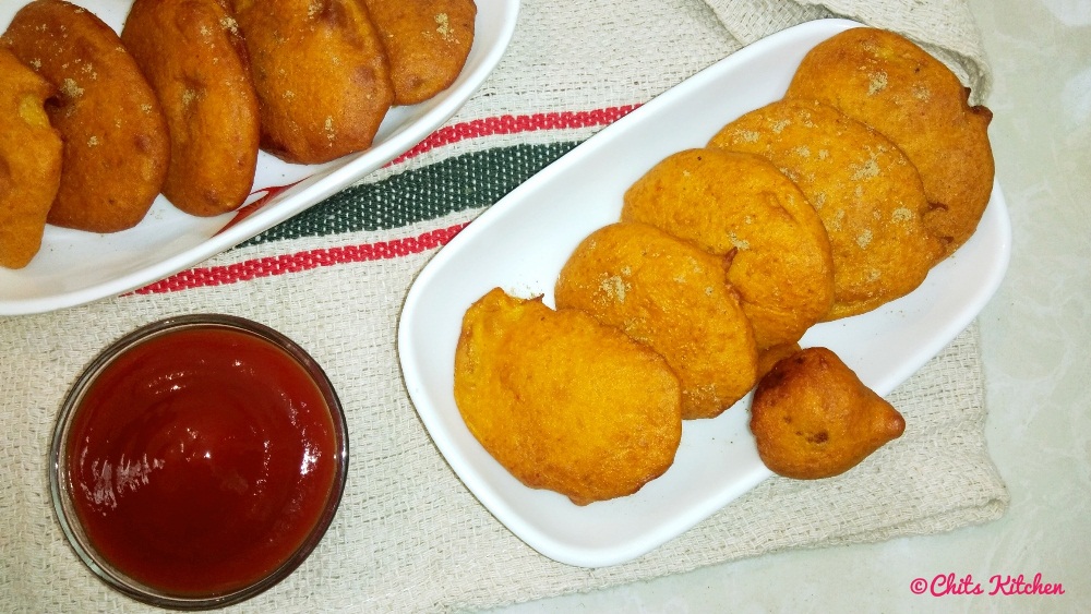 Aloo Pakora/Aloo Bhajji/Potato Bhajji