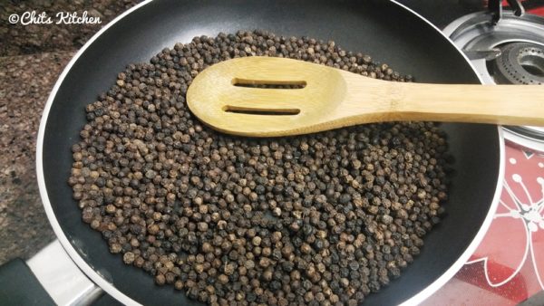 Homemade Black Pepper Powder/Kaali Mirch Powder