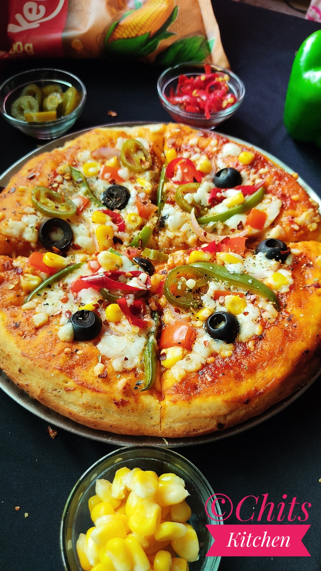 Pizza Recipe / Veg Pizza Recipe / Homemade Pizza