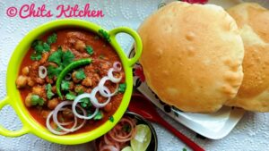 Chole Bhature/Chana Bhatura/Chola Bhatura/Chhole Bhature